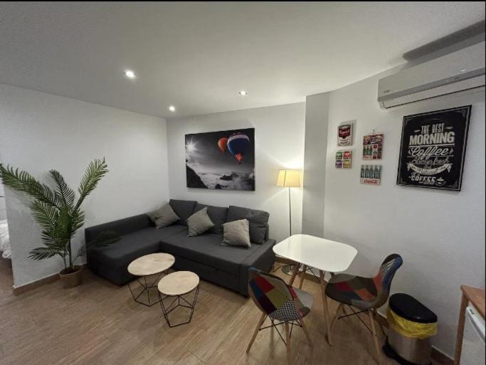 Acogedor Apartamento Picasso Malaga Exterior photo